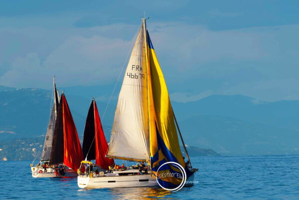 Voilier en mer lors de la Croisière Bleue Antibes-Calvi – 59ᵉ édition