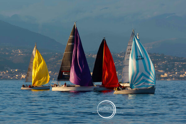 Voilier en mer lors de la Croisière Bleue Antibes-Calvi – 59ᵉ édition